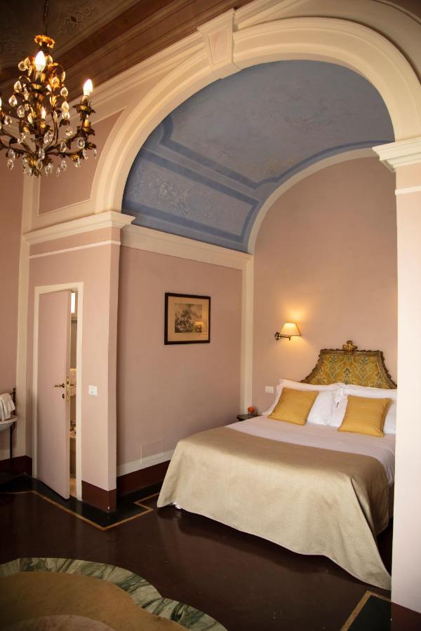 Hotel Palazzo Guadagni Florencia Exterior foto