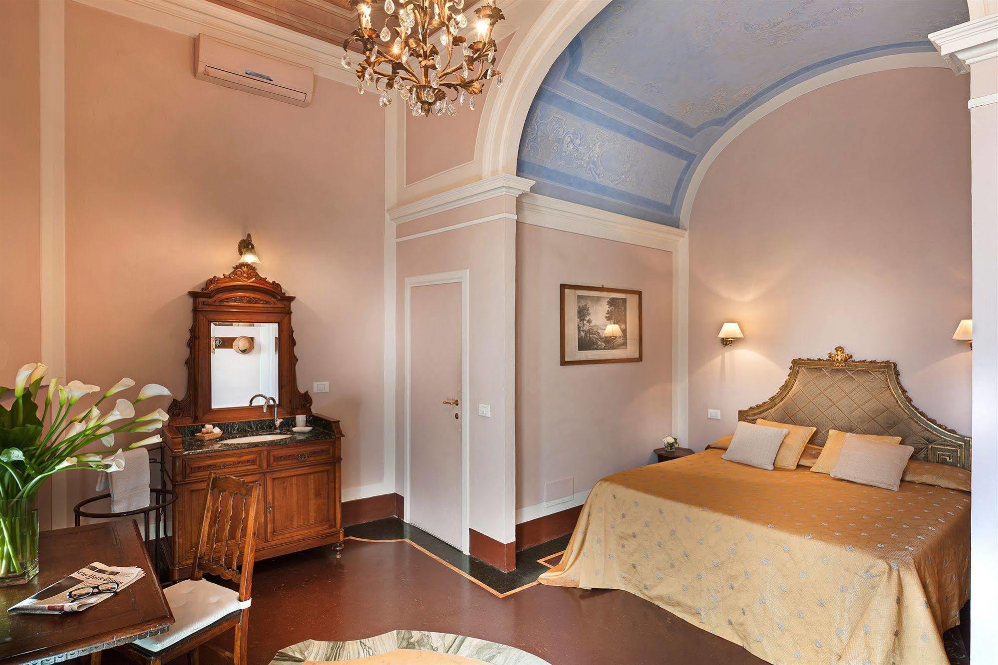 Hotel Palazzo Guadagni Florencia Exterior foto